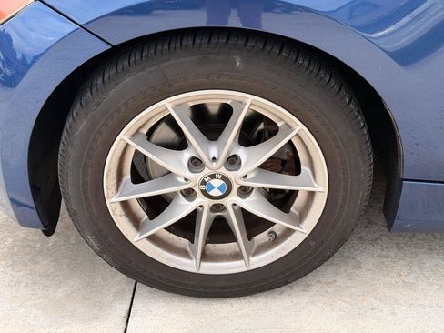Used 2010 BMW 128i Convertible RWD image 14