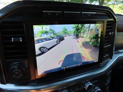 Used 2021 Ford F150 Lariat w/ Equipment Group 502A High image 26