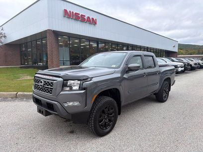 Used 2023 Nissan Frontier SV w/ Technology Package