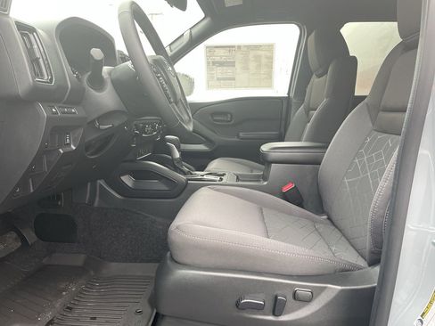 New 2026 Nissan Frontier SV image 11