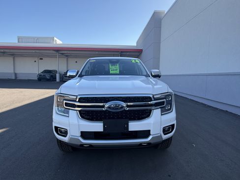 Used 2024 Ford Ranger Lariat w/ Advanced Towing Package image 6