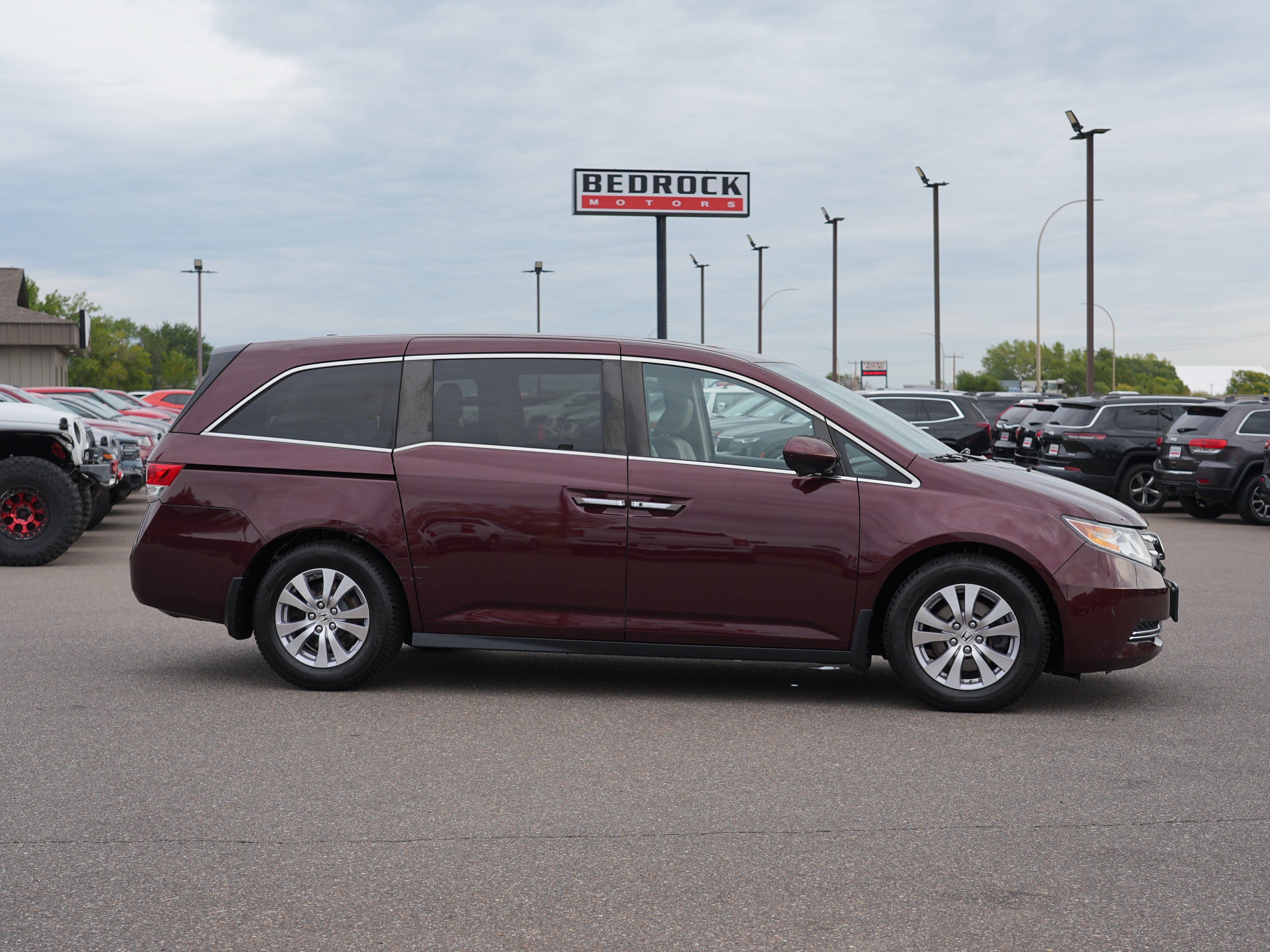 Used 2015 Honda Odyssey EX-L image 2