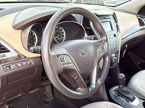Used 2017 Hyundai Santa Fe Sport FWD image 20