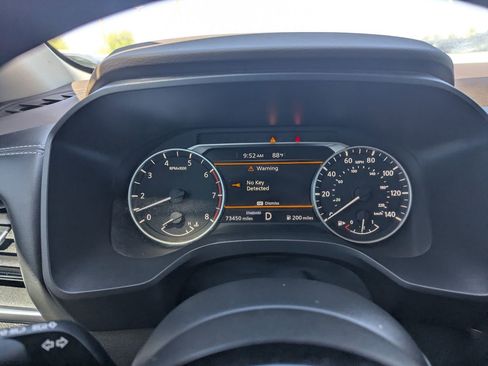 Used 2021 Nissan Rogue SV FWD image 30