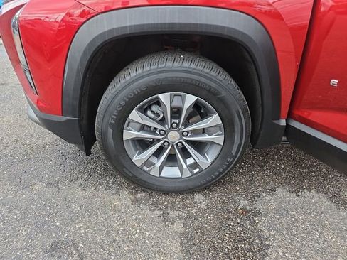 Used 2025 Chevrolet Equinox LT w/ Convenience Package II FWD image 27