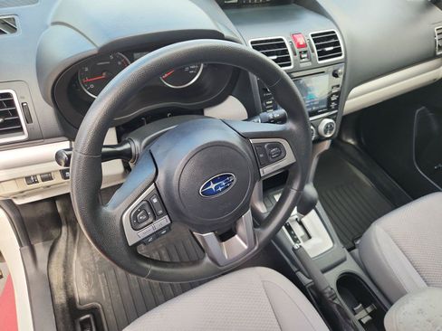 Used 2018 Subaru Forester 2.5i Premium AWD/4WD image 10