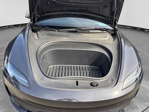 Used 2024 Tesla Model 3 Performance AWD/4WD image 11