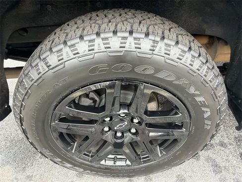 Used 2022 Chevrolet Silverado 1500 RST image 17