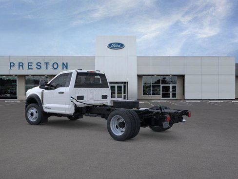 New 2025 Ford F550 2WD Regular Cab Super Duty image 6