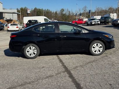 New 2025 Nissan Versa S w/ Trunk Package
