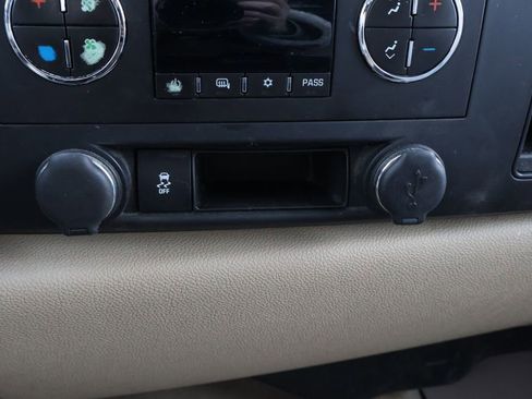 Used 2013 GMC Sierra 1500 SLE w/ Power Tech Package image 28