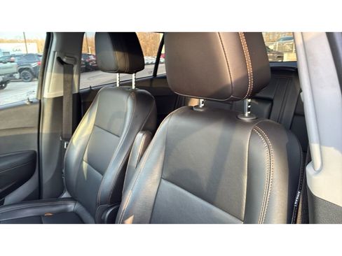 Used 2018 Chevrolet Trax Premier image 11
