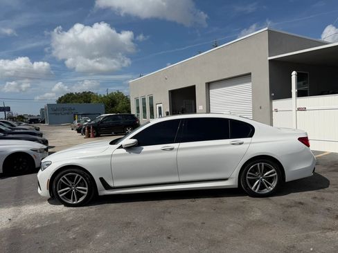 Used 2019 BMW 750i xDrive w/ Executive Package AWD/4WD image 5