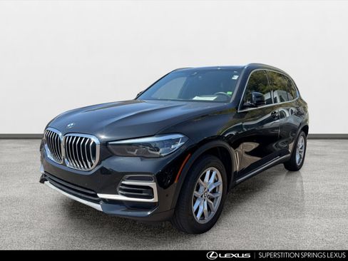Used 2022 BMW X5 xDrive40i w/ Parking Assistance Package AWD/4WD image 5