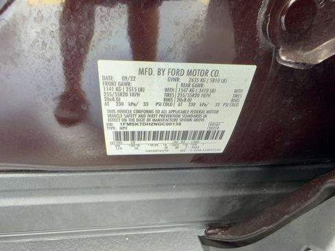 Certified 2022 Ford Explorer XLT w/ Equipment Group 202A RWD image 34