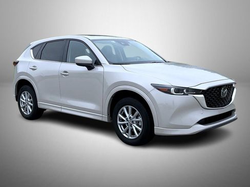 Used 2025 MAZDA CX-5 AWD 2.5 S w/ Preferred Package image 3