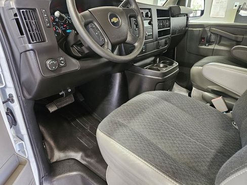 Used 2025 Chevrolet Express 2500 w/ Driver Convenience Package RWD image 14