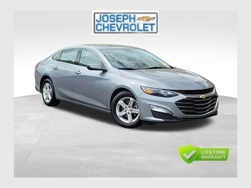Used 2024 Chevrolet Malibu LT FWD image 1