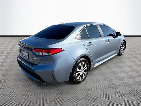 Used 2022 Toyota Corolla LE image 7