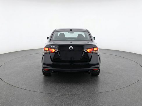 Used 2025 Nissan Versa SV image 7