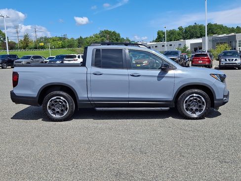 Certified 2024 Honda Ridgeline TrailSport image 8
