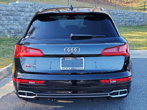 Used 2019 Audi SQ5 Premium Plus w/ Premium Plus Package image 7