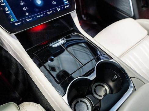 Used 2023 Maserati Grecale Modena image 53