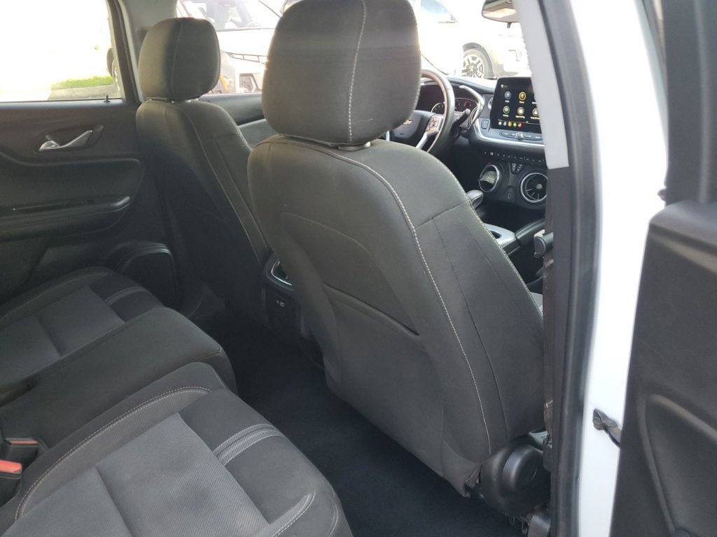Used 2024 Chevrolet Blazer LT AWD/4WD image 46