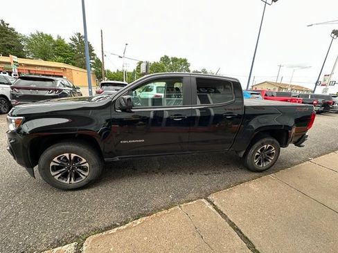 Used 2021 Chevrolet Colorado Z71 RWD image 4