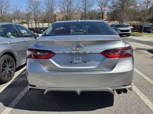 Used 2023 Toyota Camry SE w/ Convenience Package image 7