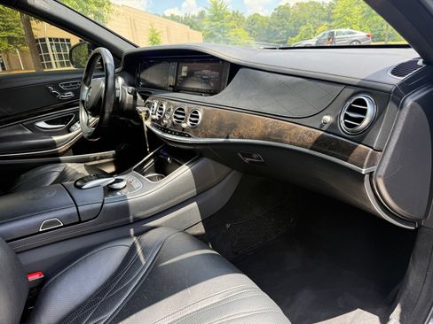 Used 2015 Mercedes-Benz S 63 AMG 4MATIC Sedan image 24