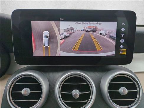 Used 2022 Mercedes-Benz GLC 300 GLC 300 w/ Multimedia Package Lite image 14