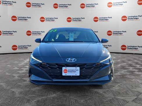 Certified 2023 Hyundai Elantra SEL w/ Convenience Package image 2
