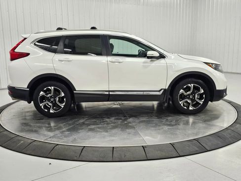 Used 2018 Honda CR-V Touring image 6