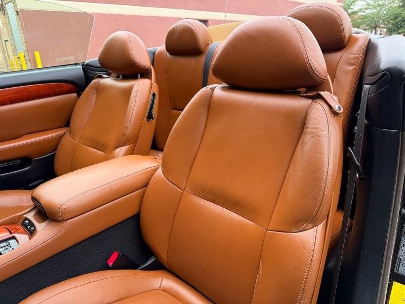 Used 2004 Lexus SC 430 Convertible RWD image 15
