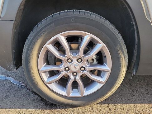 Used 2023 GMC Terrain SLT image 6