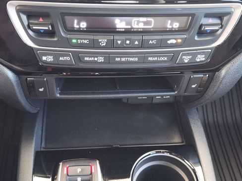 Used 2020 Honda Passport Touring image 18