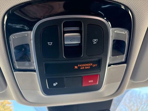 Certified 2025 Hyundai Tucson Limited image 39