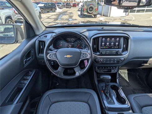 Used 2021 Chevrolet Colorado Z71 image 16