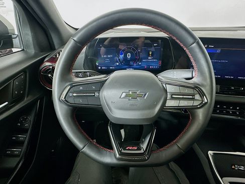 Used 2025 Chevrolet Equinox RS w/ Safety and Technology Package AWD/4WD image 11