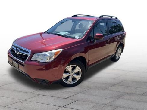 Used 2015 Subaru Forester 2.5i Premium AWD/4WD image 3