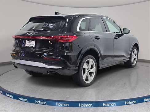 Used 2025 Audi Q5 Premium Plus w/ Premium Plus image 6
