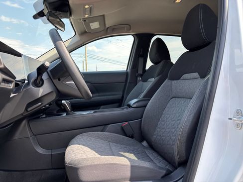 Used 2026 Nissan Kicks SV w/ Cold Weather Package FWD image 25