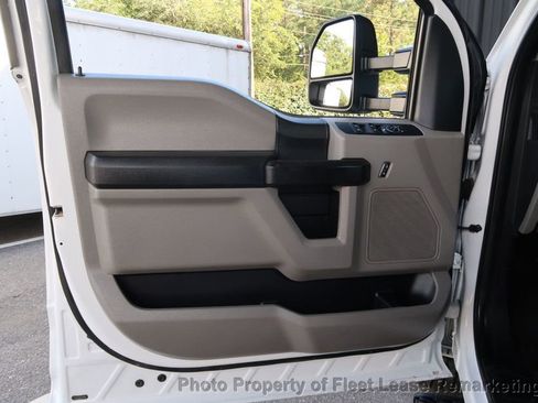 Used 2019 Ford F250 XL w/ Power Equipment Group image 13