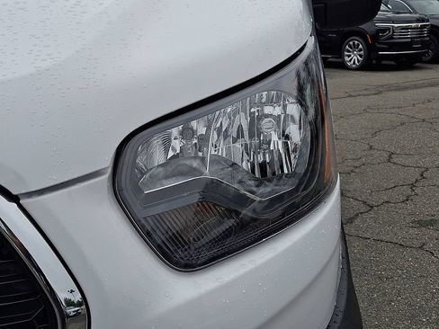Used 2025 Ford Transit 250 Low Roof w/ Exterior Upgrade Package RWD image 9