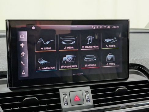 Used 2024 Audi Q5 e Premium Plus image 39
