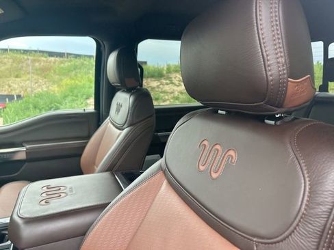 Used 2025 Ford F350 King Ranch w/ FX4 Off-Road Package AWD/4WD image 12