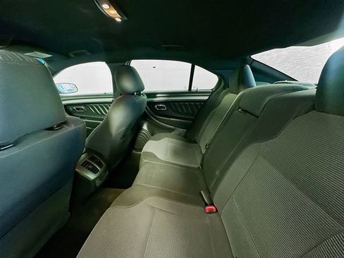 Used 2016 Ford Taurus SEL FWD image 23