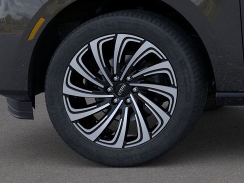 New 2025 Lincoln Navigator Black Label image 19