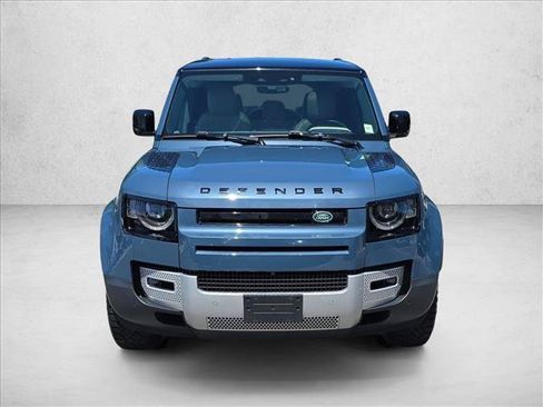 Used 2020 Land Rover Defender 110 HSE AWD/4WD image 2